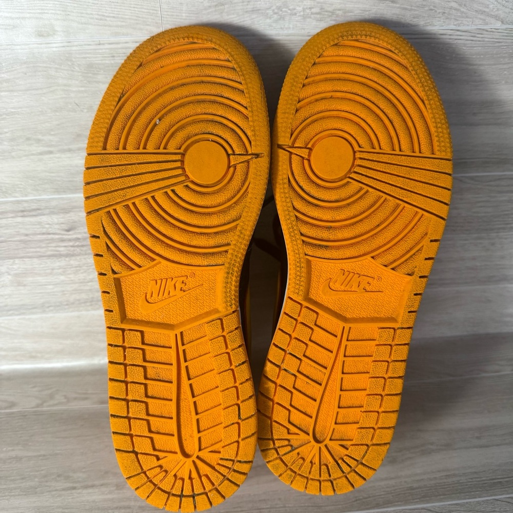 Nike Air Jordan 1 Mid Black Gold Orange Red Youth 5Y Sneakers - Picture 11 of 13